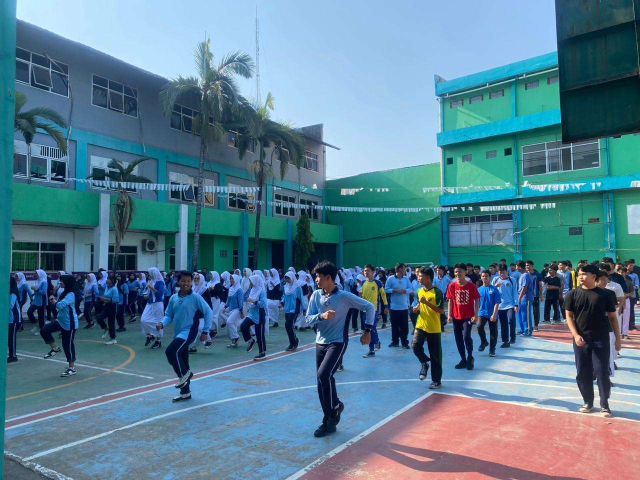 Kegiatan Muroja'ah dan Senam Pagi Jum'at